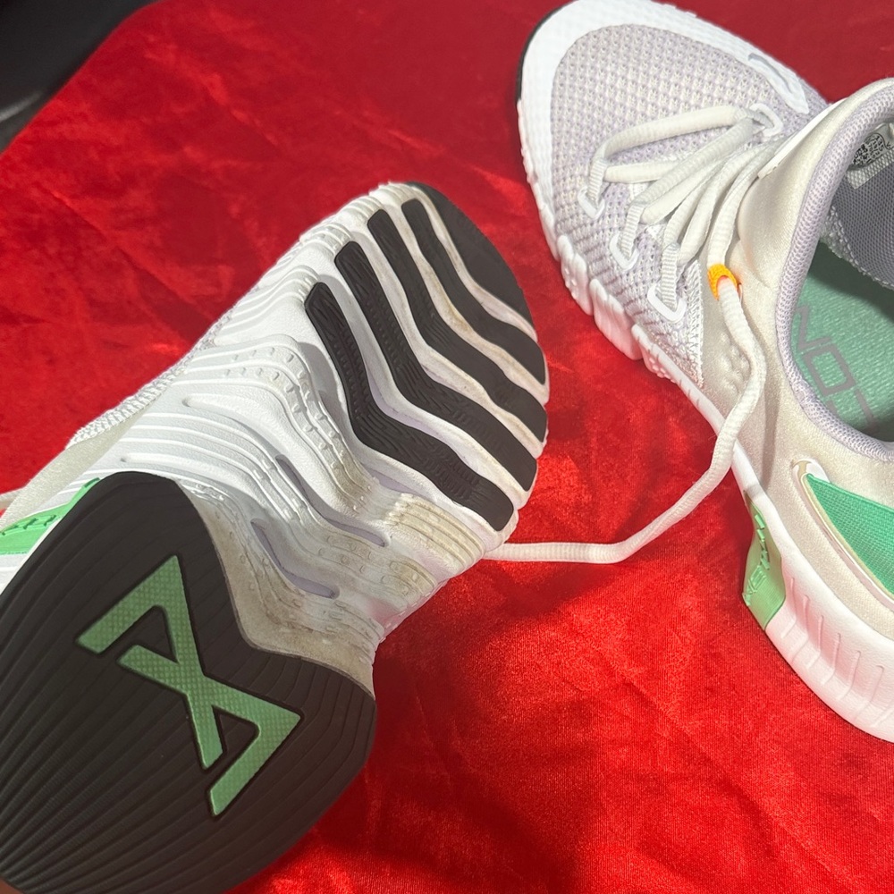 Nike White Sneakers with Green and Orange Accents - Picture 5 of 7
